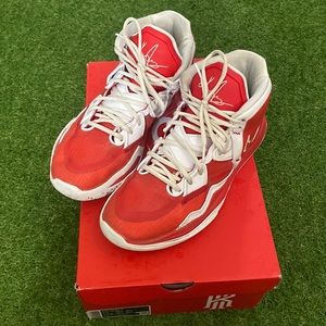Kyrie Infinity TB Mens size 11 Used original Box